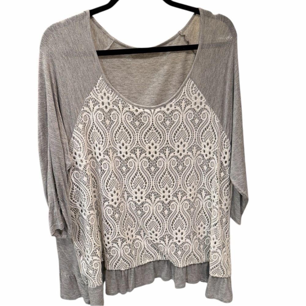 Chic Gray and White Lace Women's Blouse